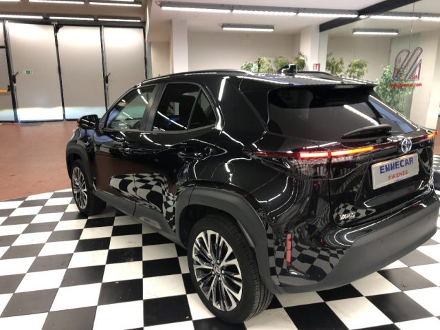 Toyota Yaris Cross 1.5 Hybrid 5p. E-CVT AWD-i Lounge - foto 4 di 4