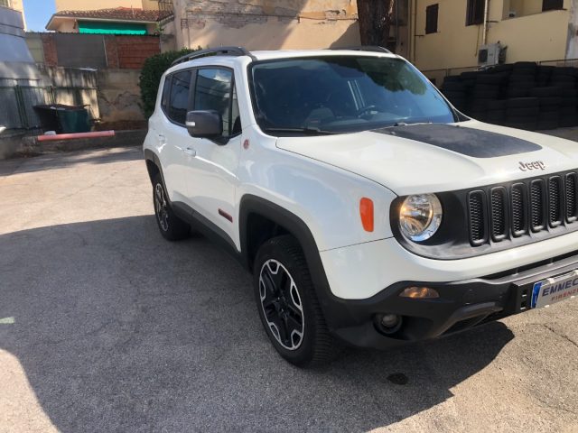 Jeep Renegade 2.0 Mjt 170CV 4WD Active Drive Low Trailhawk - foto 3 di 4