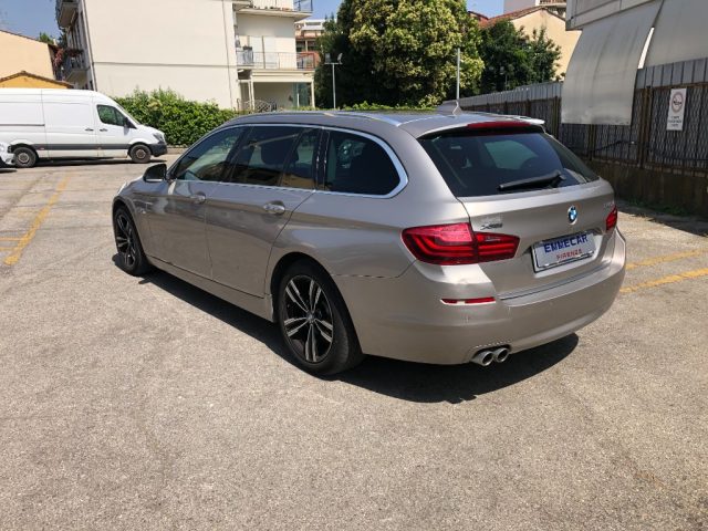 BMW 525 d xDrive Modern - foto 3 di 4