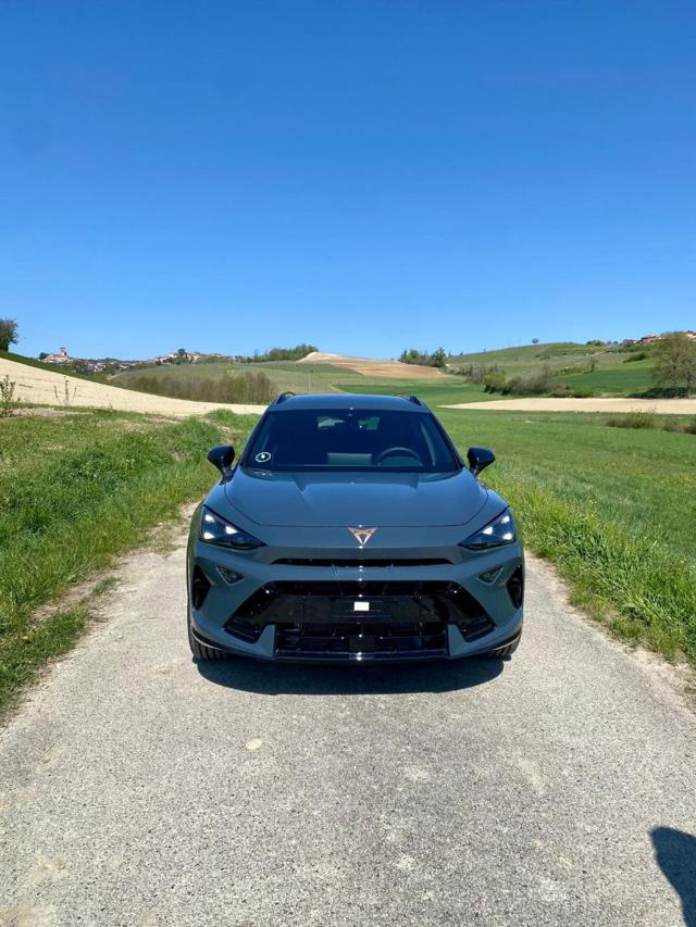 CUPRA Formentor 1.5 e-Hybrid DSG - foto 2 di 4