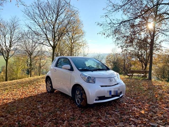 Toyota iQ 1.0 Multidrive usato a MONCALVO