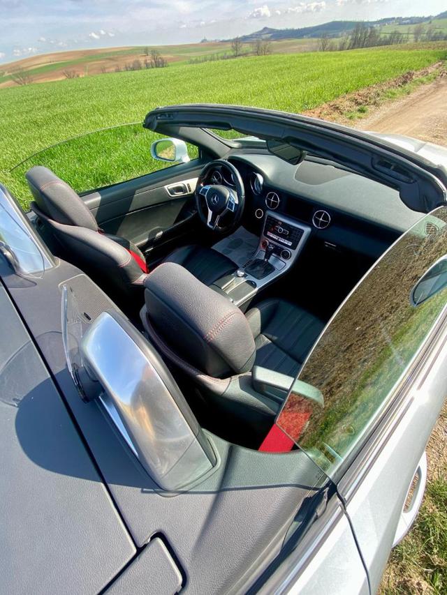 Mercedes-Benz SLK 200 CGI Premium usato a MONCALVO