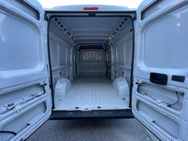 Citroen Jumper 35 BlueHDi 140 L3H2 Busin Passo Lungo IVA COMPRESA - foto 3 di 4