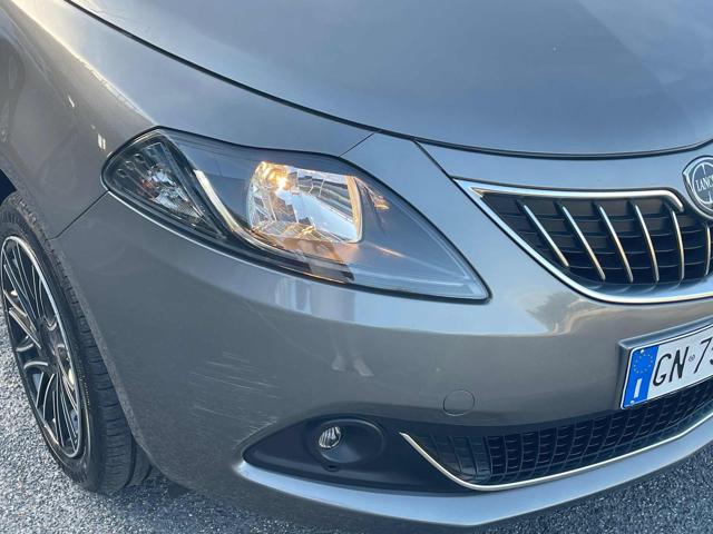 Lancia Ypsilon 1.0 FireFly 5 porte S&S Hybrid Gold Car Play - foto 4 di 4