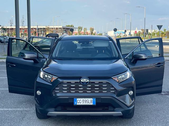 Toyota RAV 4 MY23 RAV4 2.5 HV (218CV) E-CVT 2WD Dynamic usato a FIUMICINO