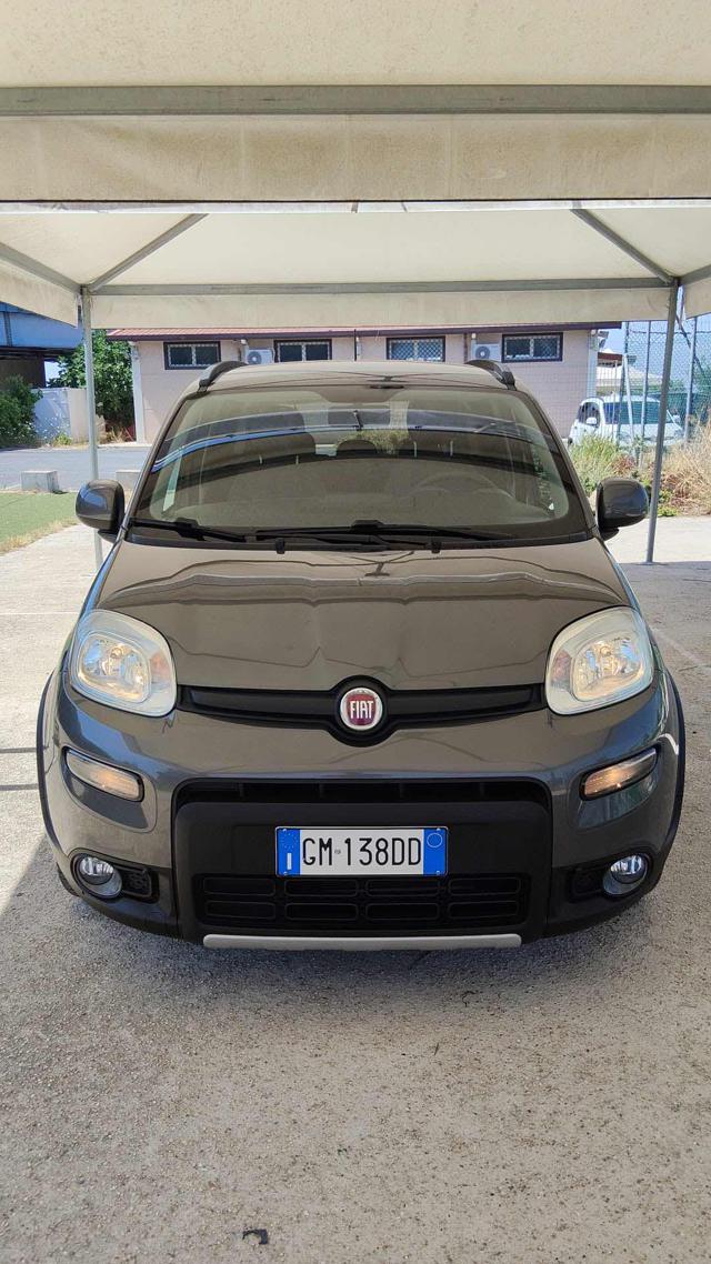 Fiat Panda 1.0 FireFly S&S Hybrid City Life FULL OPT usato a FIUMICINO