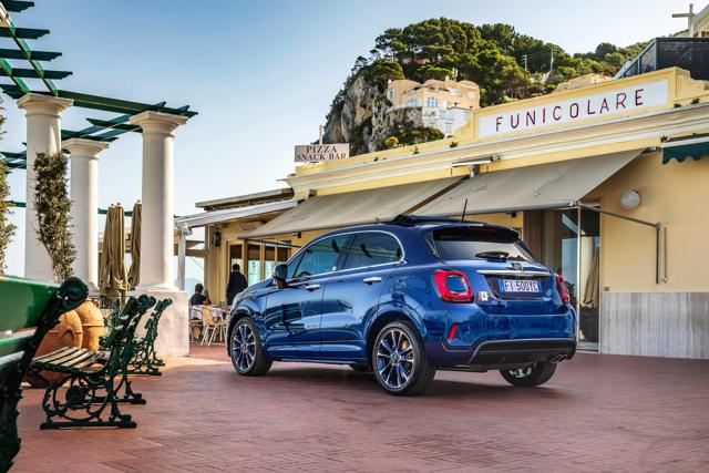 Fiat 500X 1.5 T4 Hybrid 130 CV DCT CAPRI YACHTING CLUB - foto 3 di 4