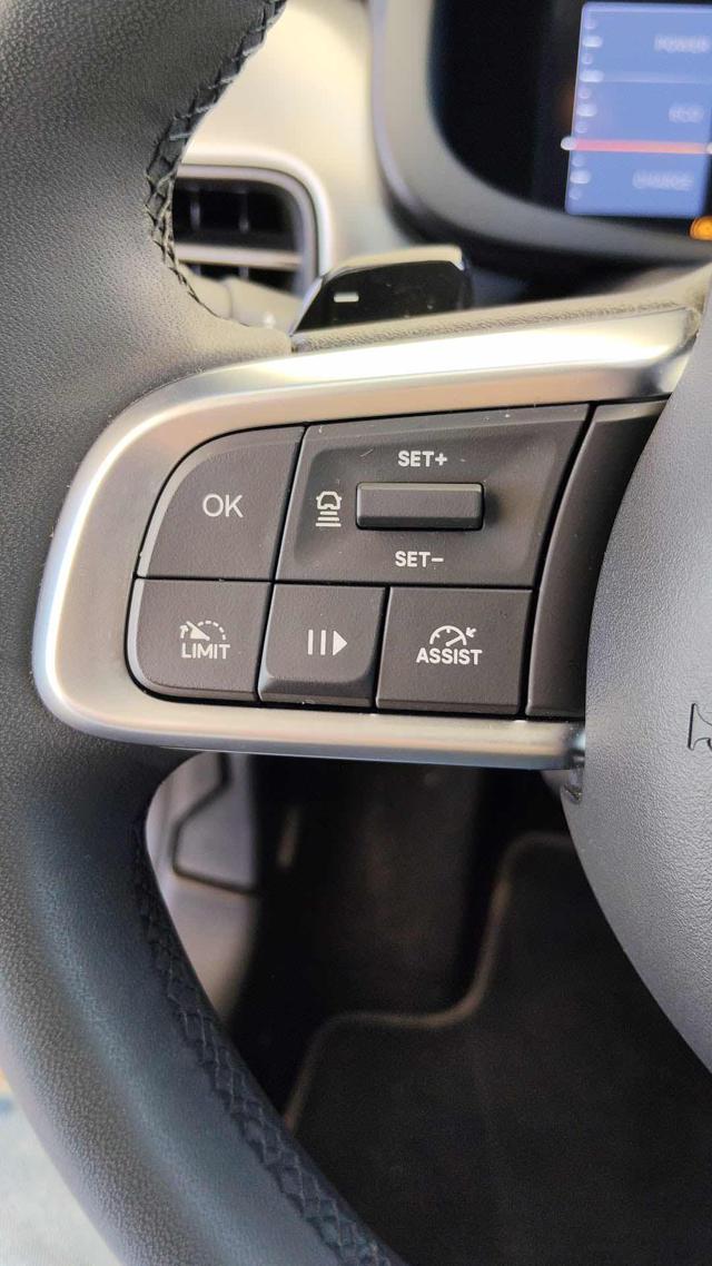Alfa Romeo Junior 1.2 136 CV Hybrid eDCT6 Speciale - foto 4 di 4