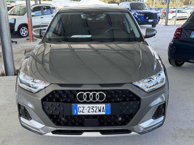 Audi A1 allstreet 30 TFSI S tronic Identity Contrast - foto 2 di 4
