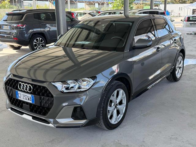 Audi A1 allstreet 30 TFSI S tronic Identity Contrast, del 2025, 24.599 km, in vendita a Fiumicino (RM)