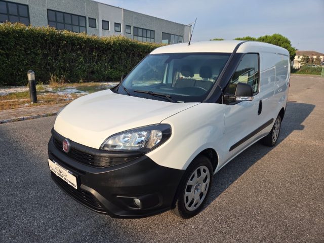 Fiat Doblo Doblò 1.4 Natural Power PC-TN Cargo Lounge 3 POSTI usato a PORTO VIRO