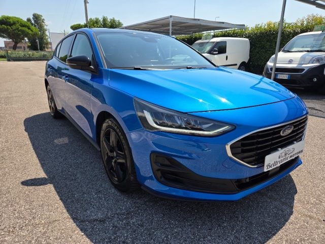 Ford Focus 1.5 EcoBlue 120 CV aut. 5p. Business Black Design - foto 2 di 4