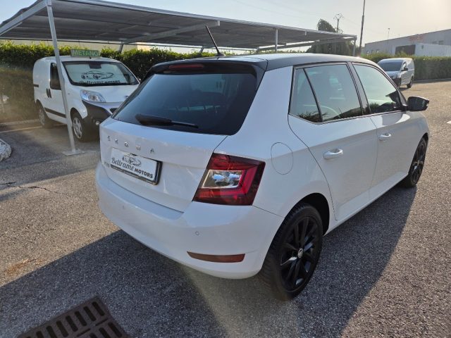 Skoda Fabia 1.0 MPI 60 CV Twin Color Nero - foto 4 di 4