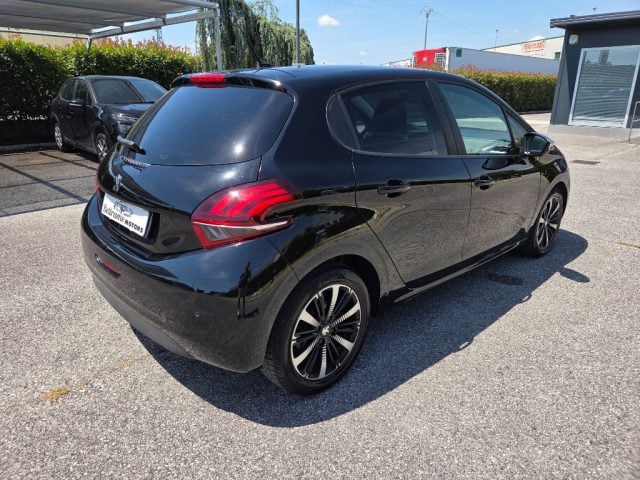 Peugeot 208 1° serie BlueHDi 100 S&S 5 porte Signature - foto 4 di 4