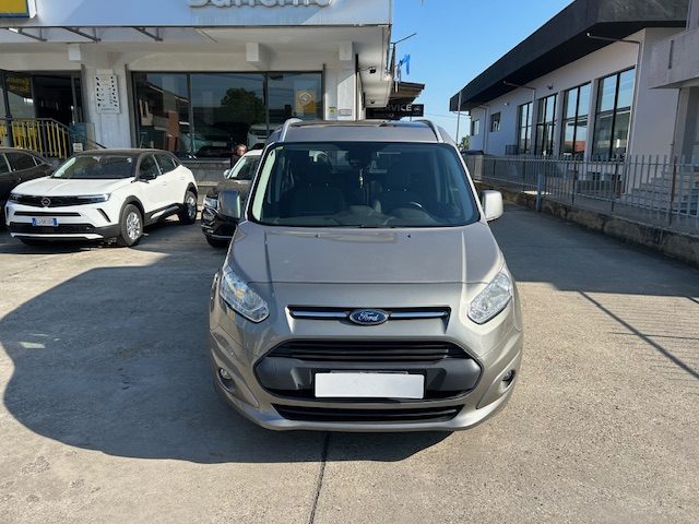 Ford Tourneo Connect 1.5 TDCi 120 CV Titanium UNICO PROPRIETARIO usato a SALUZZO