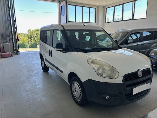 Fiat Doblo Doblò 1.4 16V Dynamic 7 POSTI - foto 2 di 4