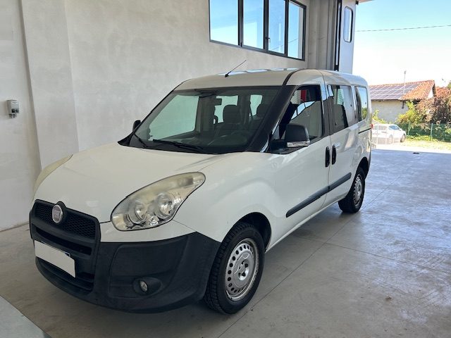 Fiat Doblo Doblò 1.4 16V Dynamic 7 POSTI - foto 3 di 4