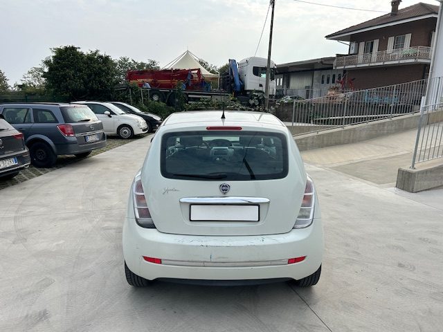 Lancia Ypsilon 1.2 69 CV Unyca - foto 4 di 4