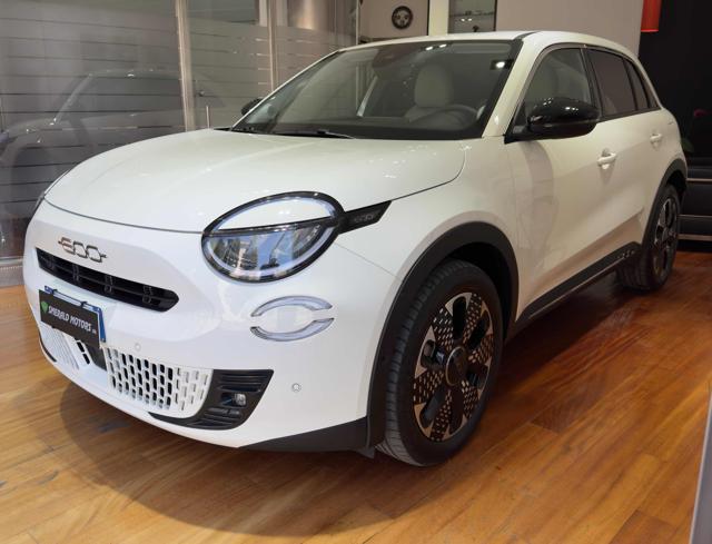 Fiat 600 Hybrid 110 CV DCT MHEV La Prima - foto 3 di 4