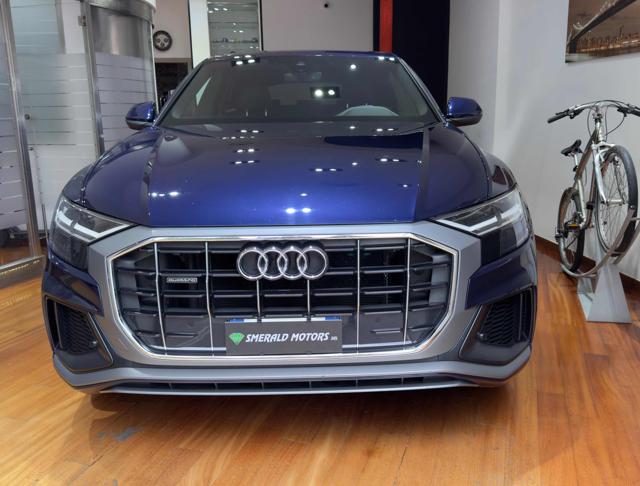 Audi Q8 45 TDI quattro tiptronic Sport - foto 2 di 4