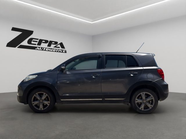 Toyota Urban Cruiser 1.4 D-4D AWD Luxury - foto 2 di 4