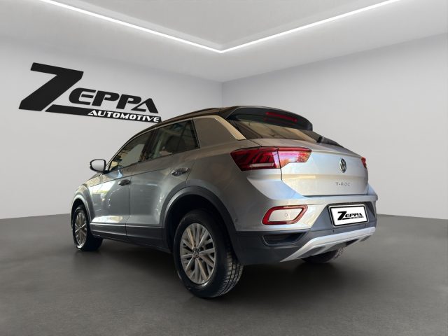 Volkswagen T-Roc 1.5 TSI ACT DSG Life - foto 4 di 4