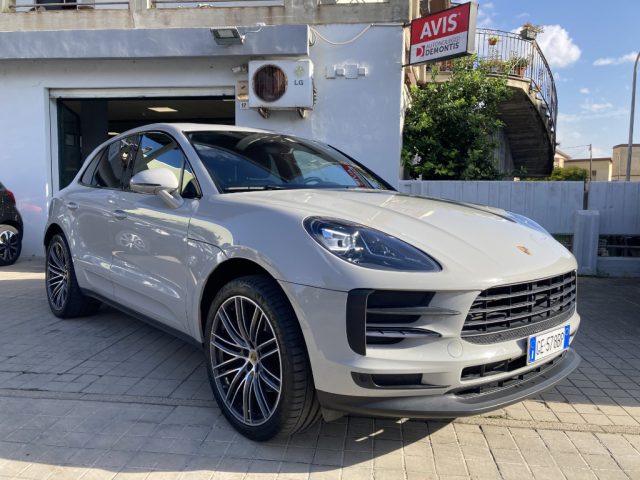 Porsche Macan 2 - foto 2 di 4