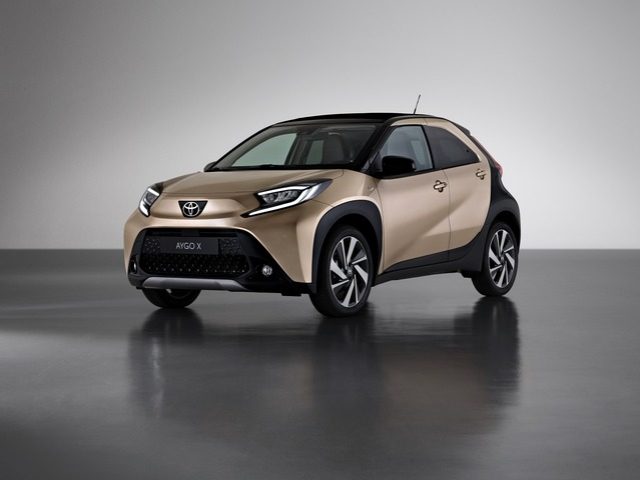 Toyota Aygo X 1.0 VVT-i 72 CV 5 porte Trend Air S-CVT usato a ORISTANO