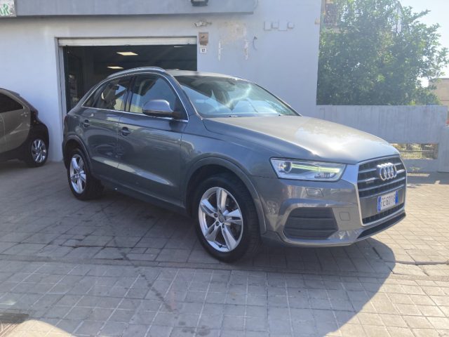 Audi Q3 2.0 TDI 150 CV quattro S tronic Sport - foto 2 di 4