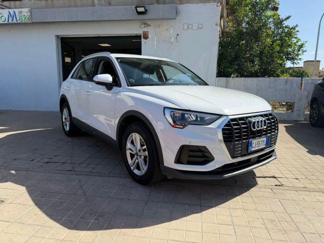 Audi Q3 35 TDI S tronic Business - foto 3 di 4