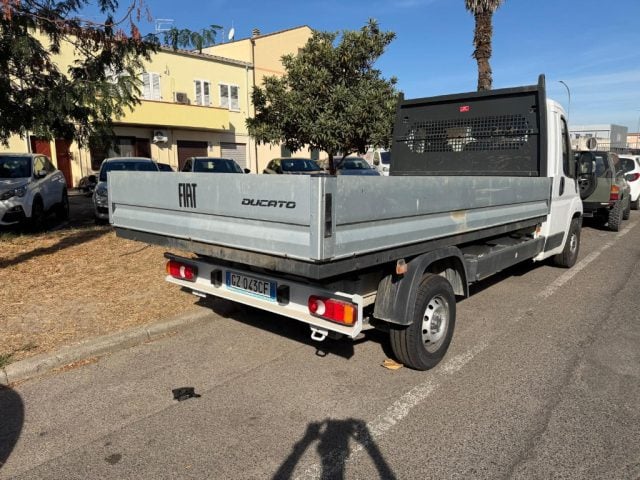 Fiat Ducato 35 2.2 Mjt 120CV PL Cassonato - foto 3 di 4