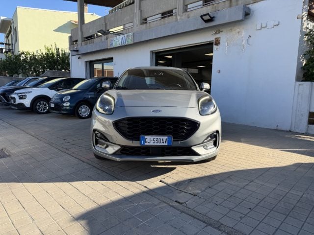 Ford Puma 1.0 EcoBoost Hybrid 125 CV S&S ST-Line Design, del 2022, 37.600 km, in vendita a Oristano (OR)