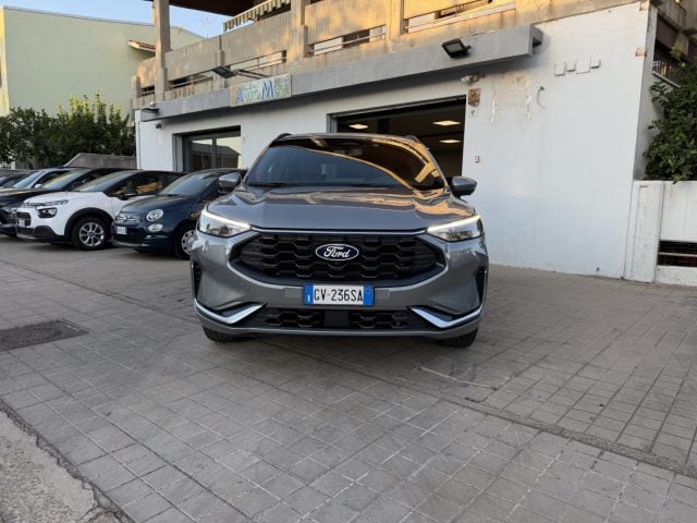 Ford Kuga 2.5 Plug In Hybrid 243 CV CVT 2WD ST-Line X, del 2024, 25.200 km, in vendita a Oristano (OR)