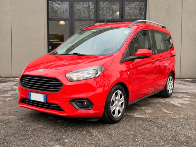 Ford Tourneo Courier 1.5 TDCI 75 CV Plus - foto 3 di 4
