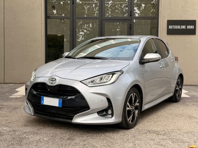 Toyota Yaris 1.5 Hybrid 5 porte Trend - foto 3 di 4