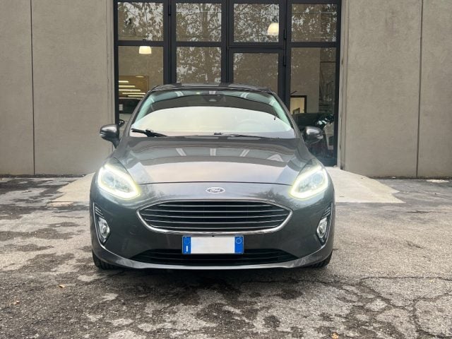 Ford Fiesta 1.5 TDCi 5 porte TITANIUM - foto 2 di 4