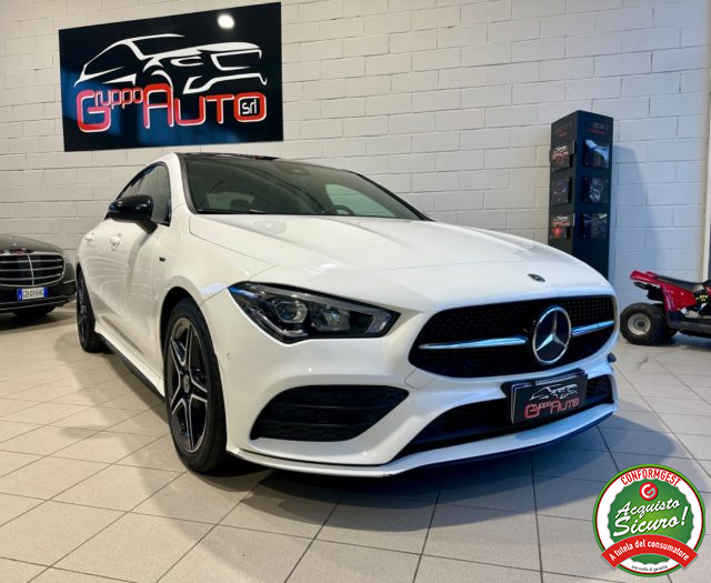Mercedes-Benz CLA 200 d Automatic 4Matic Premium *TETTO*LUCI AMBIENTE* - foto 3 di 4