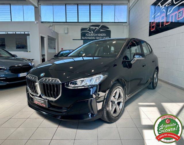 BMW 218 d Active Tourer usato a CASSINA DE  PECCHI