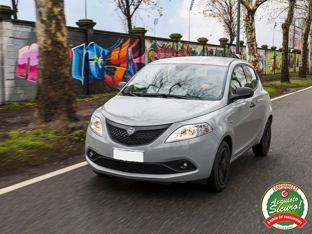 Lancia Ypsilon 1.2 69CV S&S Elefantino Blu *NEOPAT*BLUETOOTH* usato a CASSINA DE  PECCHI