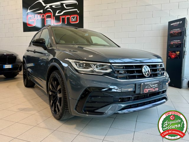 Volkswagen Tiguan 1.5 TSI 150CV DSG Sport ACT *R-LINE*TETTO*FARI IQ* - foto 3 di 4
