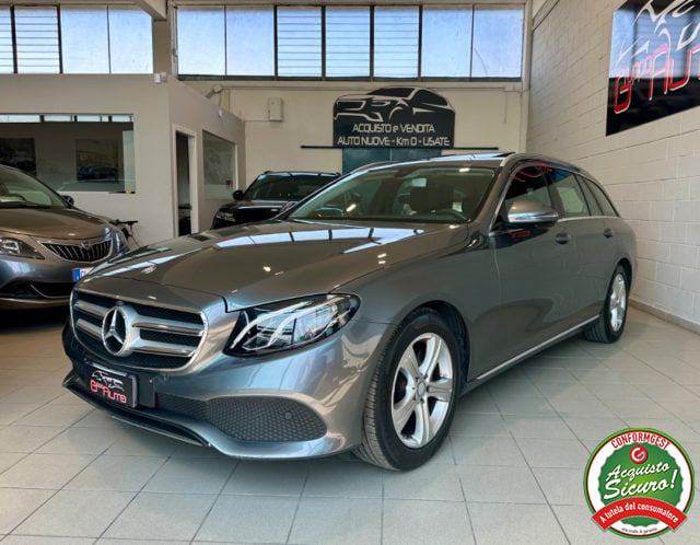 Mercedes-Benz E 220 d S.W. Auto Sport *TETTO*CAMERE 360* usato a CASSINA DE  PECCHI