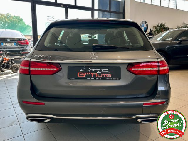 Mercedes-Benz E 220 d S.W. Auto Sport *TETTO*CAMERE 360* - foto 3 di 4