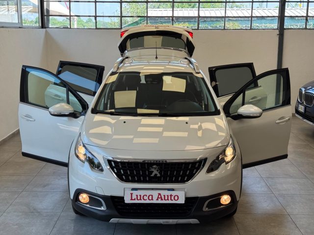 Peugeot 2008 1.2 PureT. 82CV S&S Allure *27.000KM!*TELECAMERA* - foto 2 di 4