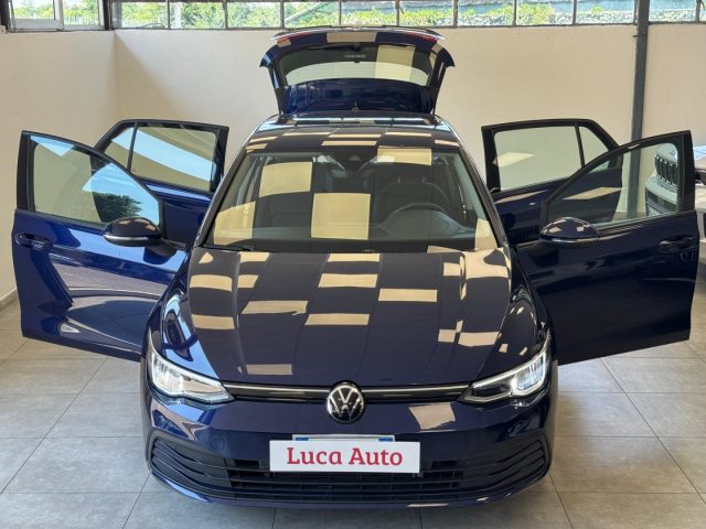 Volkswagen Golf 1.0 eTSI EVO DSG *UNICO PROP.*NAVIGATORE*AMBIENT* - foto 2 di 4