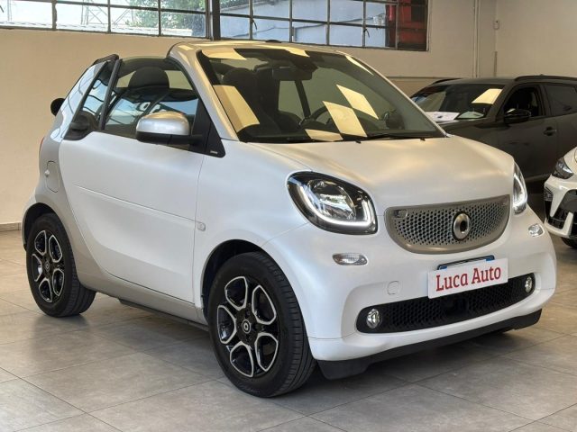 smart forTwo 1.0 twinamic cabrio *UNICO PROP.*NAVIGATORE* - foto 3 di 4