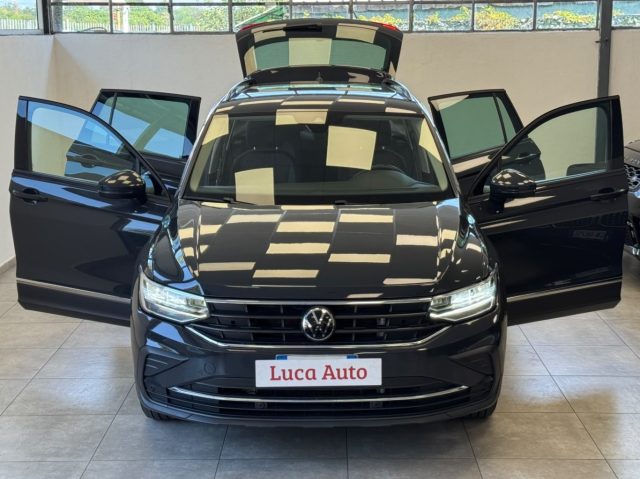 Volkswagen Tiguan 1.4 TSI eHYBRID DSG *UNICO PROP.*ITALIANA*TRIZONA* - foto 2 di 4