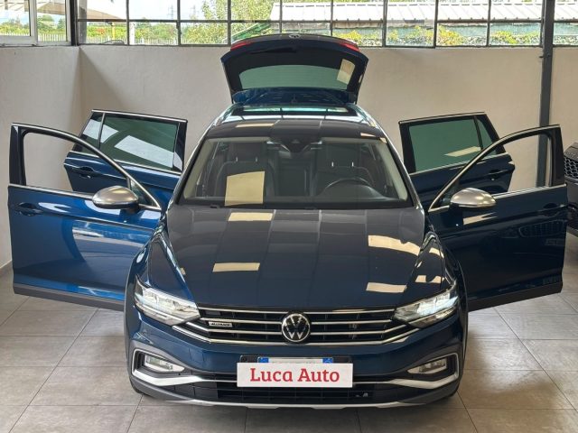 Volkswagen Passat Alltrack 2.0 TDI 200CV 4MOTION DSG *UNICO PROP.*ITALIANA* - foto 2 di 4
