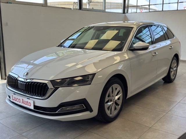 Skoda Octavia 2.0 TDI 116CV DSG *GANCIO TRAINO*UNICO PROP.*, del 2022, 197.283 km, in vendita a Cologno Monzese (MI)