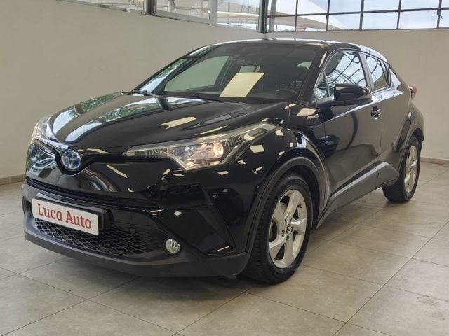 Toyota C-HR 1.8 Hybrid E-CVT 122CV *UNICO PROP.*TAGLIANDI*, del 2019, 136.895 km, in vendita a Cologno Monzese (MI)