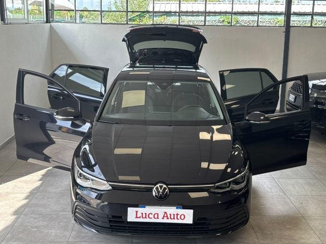 Volkswagen Golf 1.0 eTSI EVO DSG *UNICO PROP.*IQ.LIGHT MATRIX LED* - foto 2 di 4